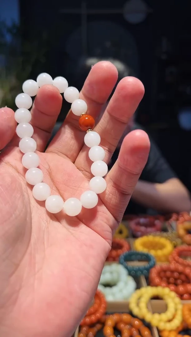 手串未镶嵌和田玉10+单圈