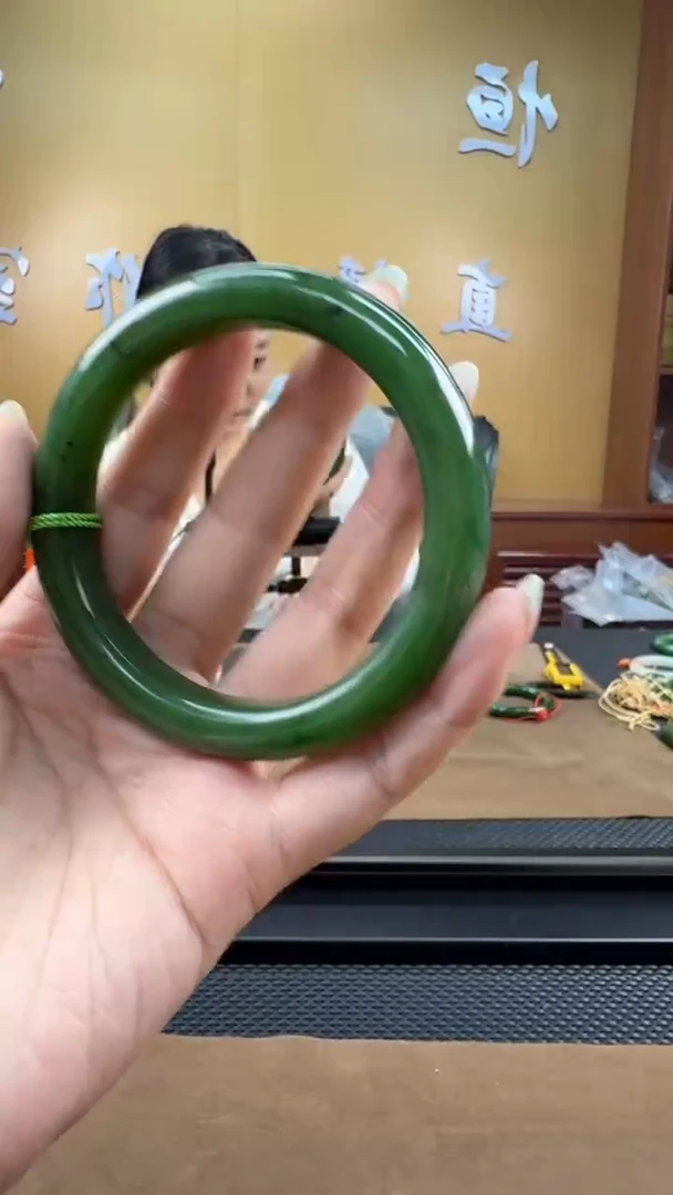 颈饰未镶嵌和田玉手镯62