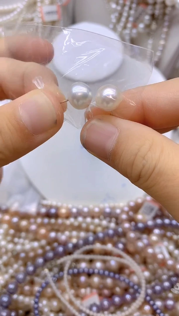 未镶嵌淡水珍珠1耳钉