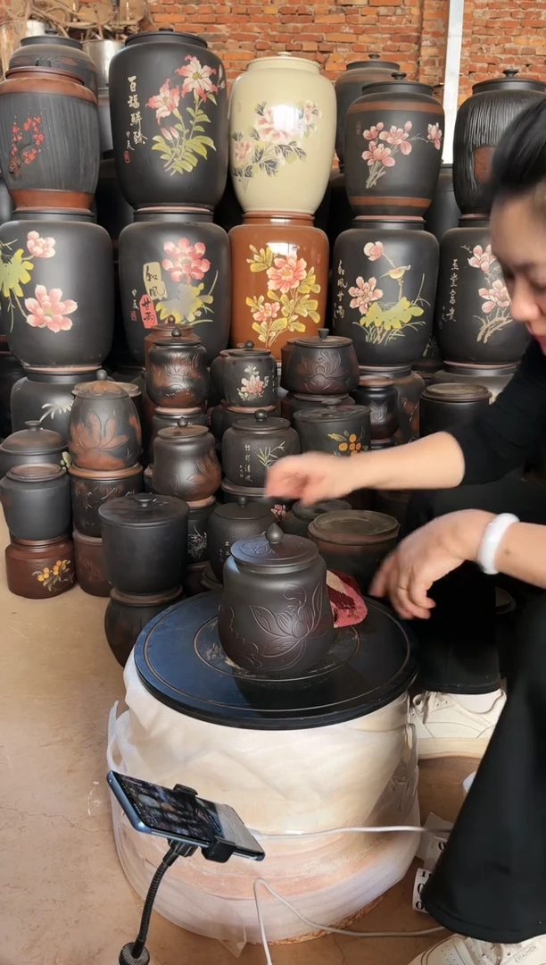 【闪购商品】壶瑕疵茶叶罐 小葫芦荷花  045