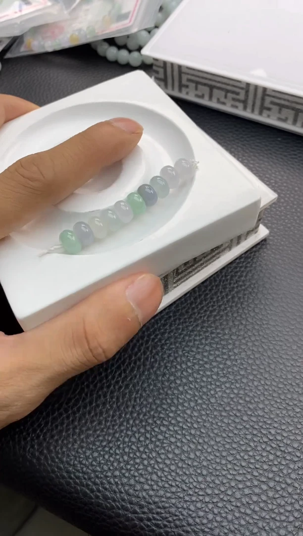 翡翠散珠34天然A货翡翠散珠