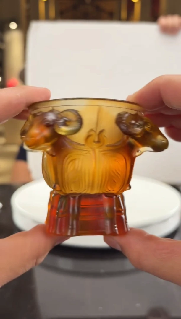 摆件四羊方尊主人杯