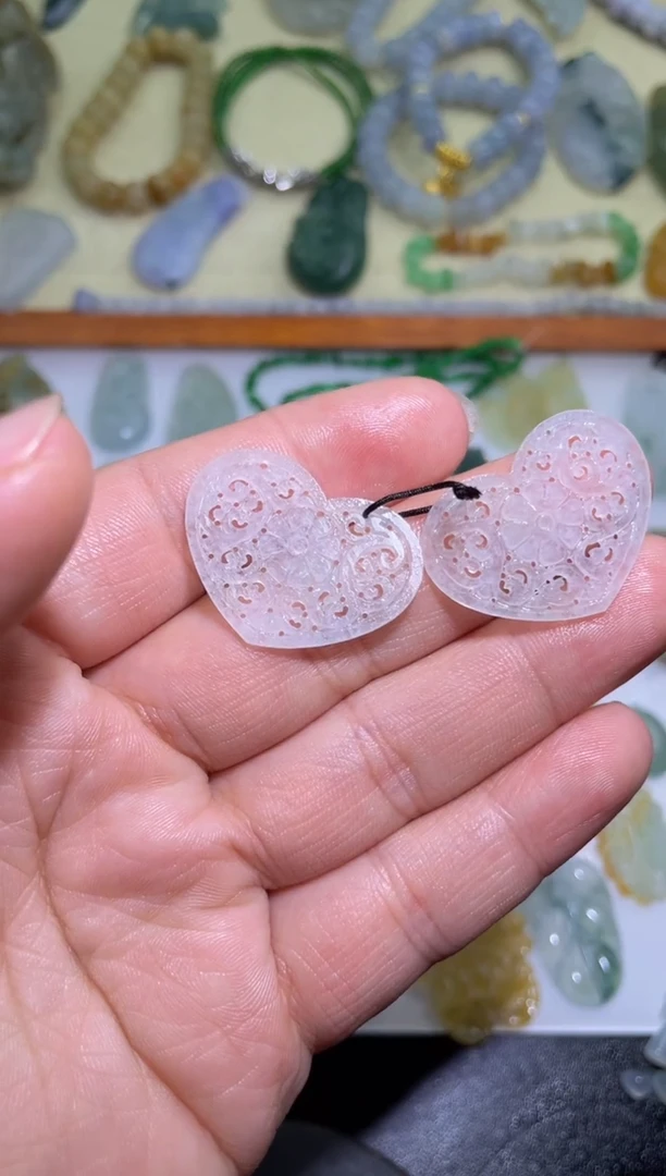 【闪购商品】定制翡翠未镶嵌爱心