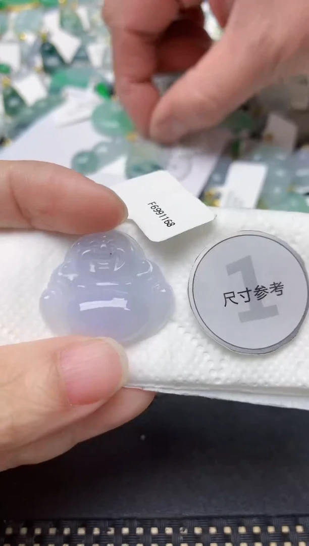 颈饰18K金镶嵌翡翠天然缅甸A货翡翠