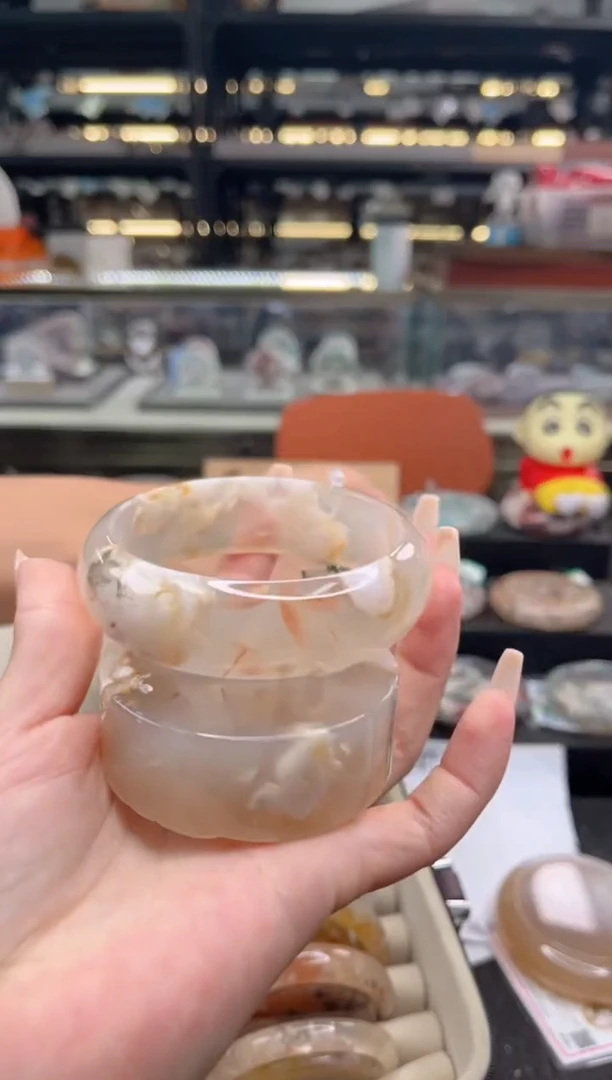 石英质玉手镯未镶嵌64圈口 （赠品镯心）6009461