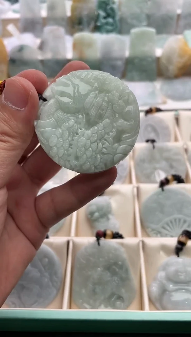 【闪购商品】翡翠颈饰未镶嵌..../2/20/ 127