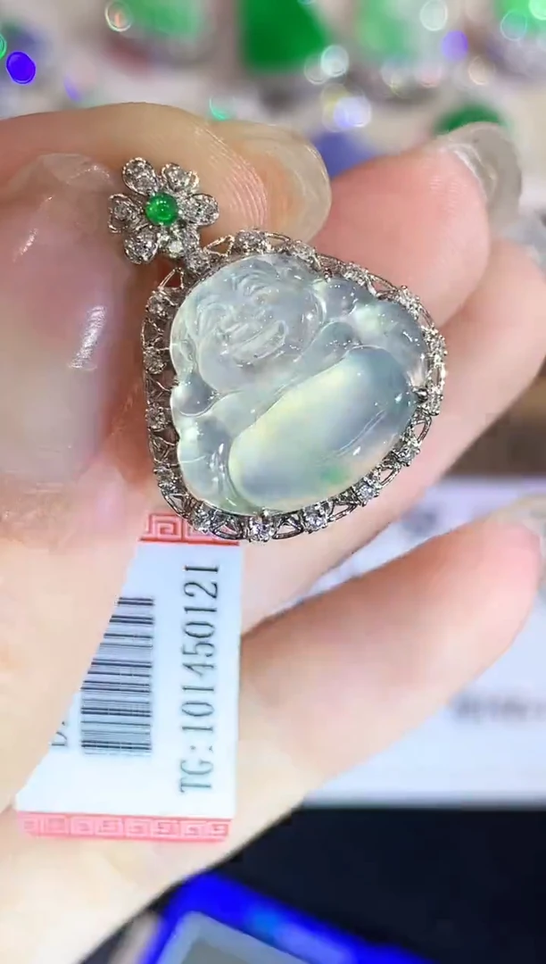 吊坠(不含链)18K金镶嵌翡翠W多样性发其一