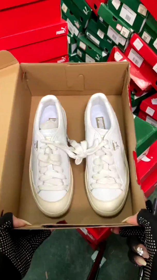 彪马时尚休闲运动鞋37M  D14