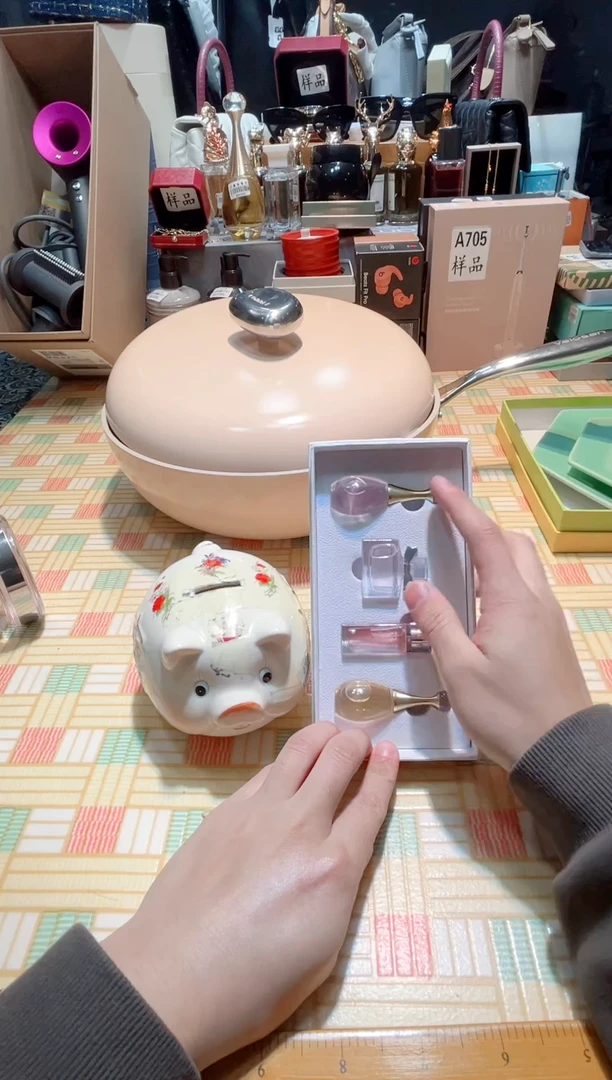 瓷片瓷器 库房到期 全部地板价@@1