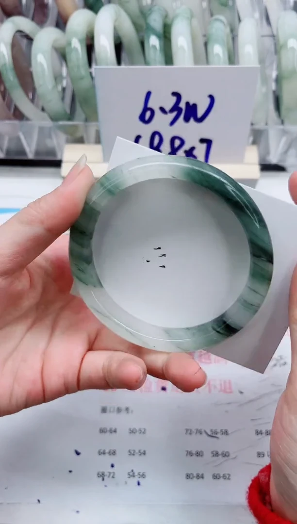 【闪购商品】石英质玉手镯未镶嵌A298-62.3