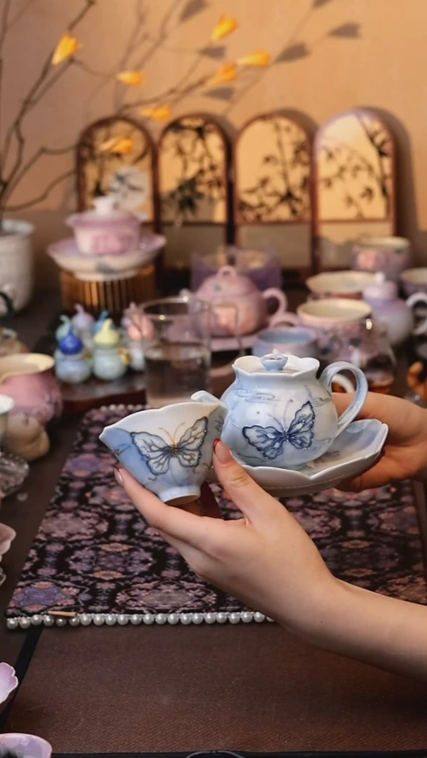 云纱幻蝶壶+斗笠杯+壶承