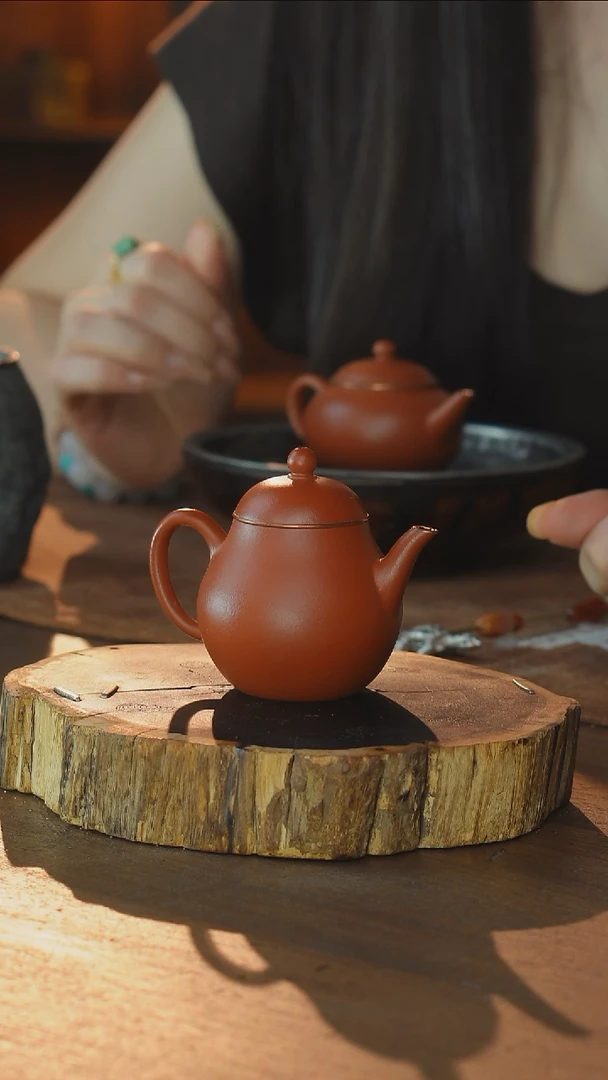 包铜高梨紫砂壶..