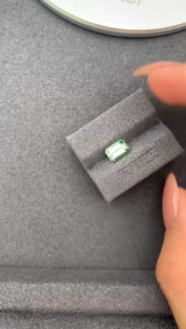未镶嵌珠宝半成品碧玺1.1ct绿碧玺  FH 定制