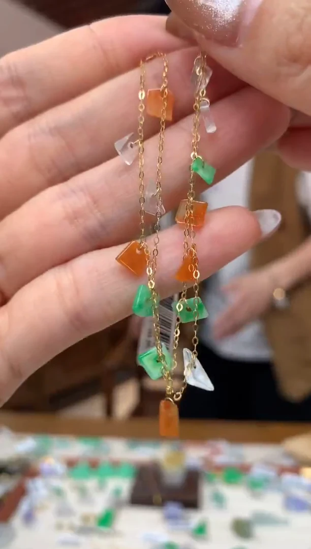 18K金镶嵌手链翡翠手链