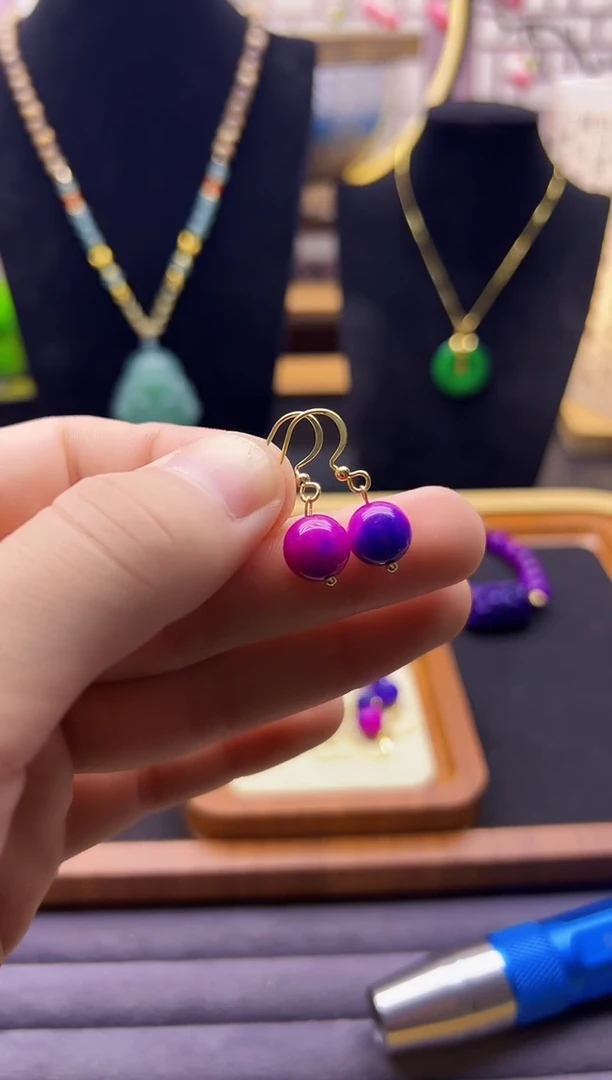 【闪购商品】苏纪石（舒俱来）耳钉14K金镶嵌E05