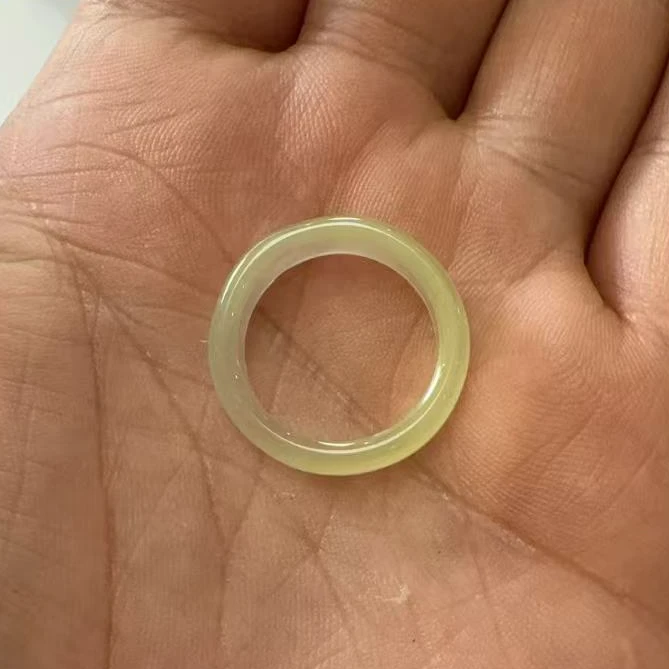 青提果冻玉髓跑环（可做戒圈）