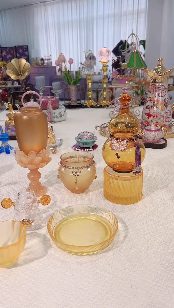 壶承如图---------