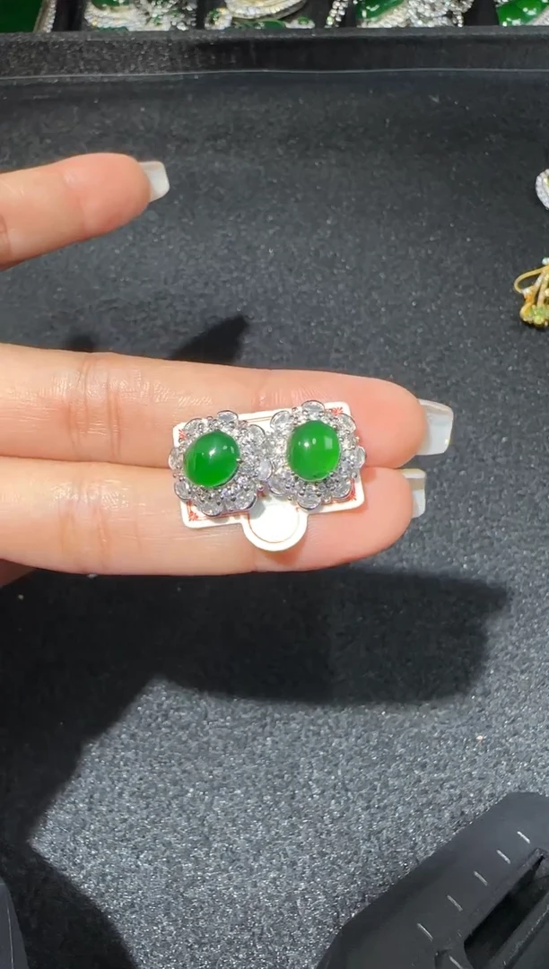 【闪购商品】翡翠耳饰未镶嵌多样性发货拍一发一