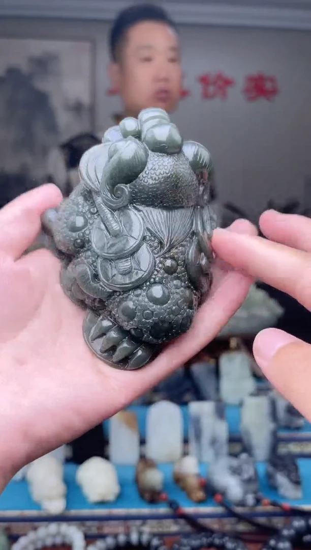 未镶嵌和田玉挂件1