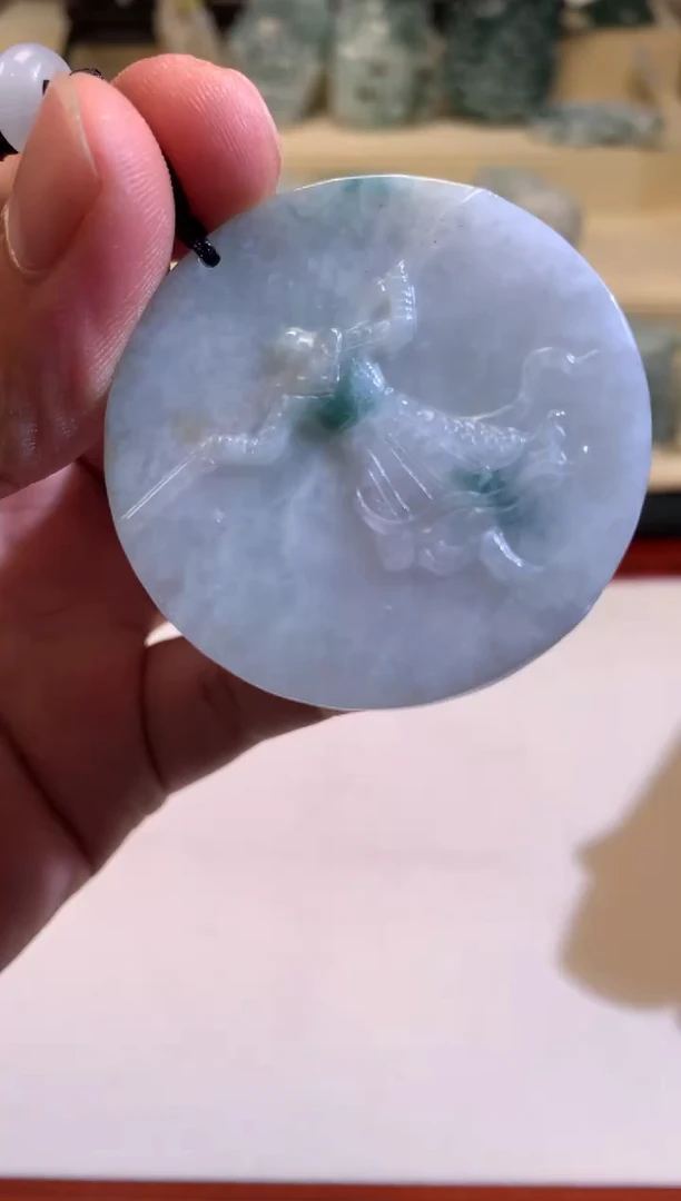 翡翠未镶嵌颈饰6/01/231