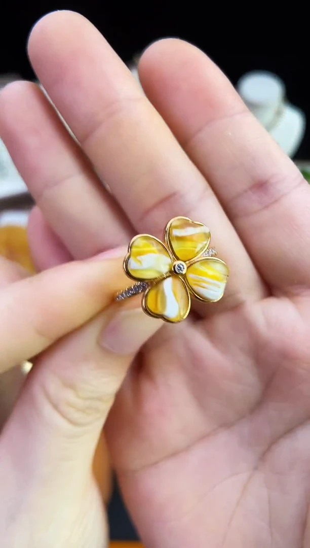 琥珀未镶嵌珠宝奇石柒月