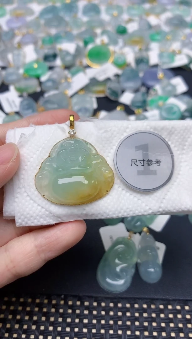 颈饰18K金镶嵌翡翠天然缅甸A货翡翠