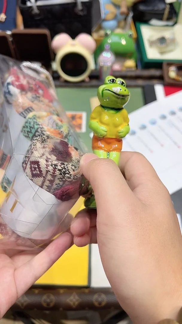 瓷片新款图腾羊毛袜..