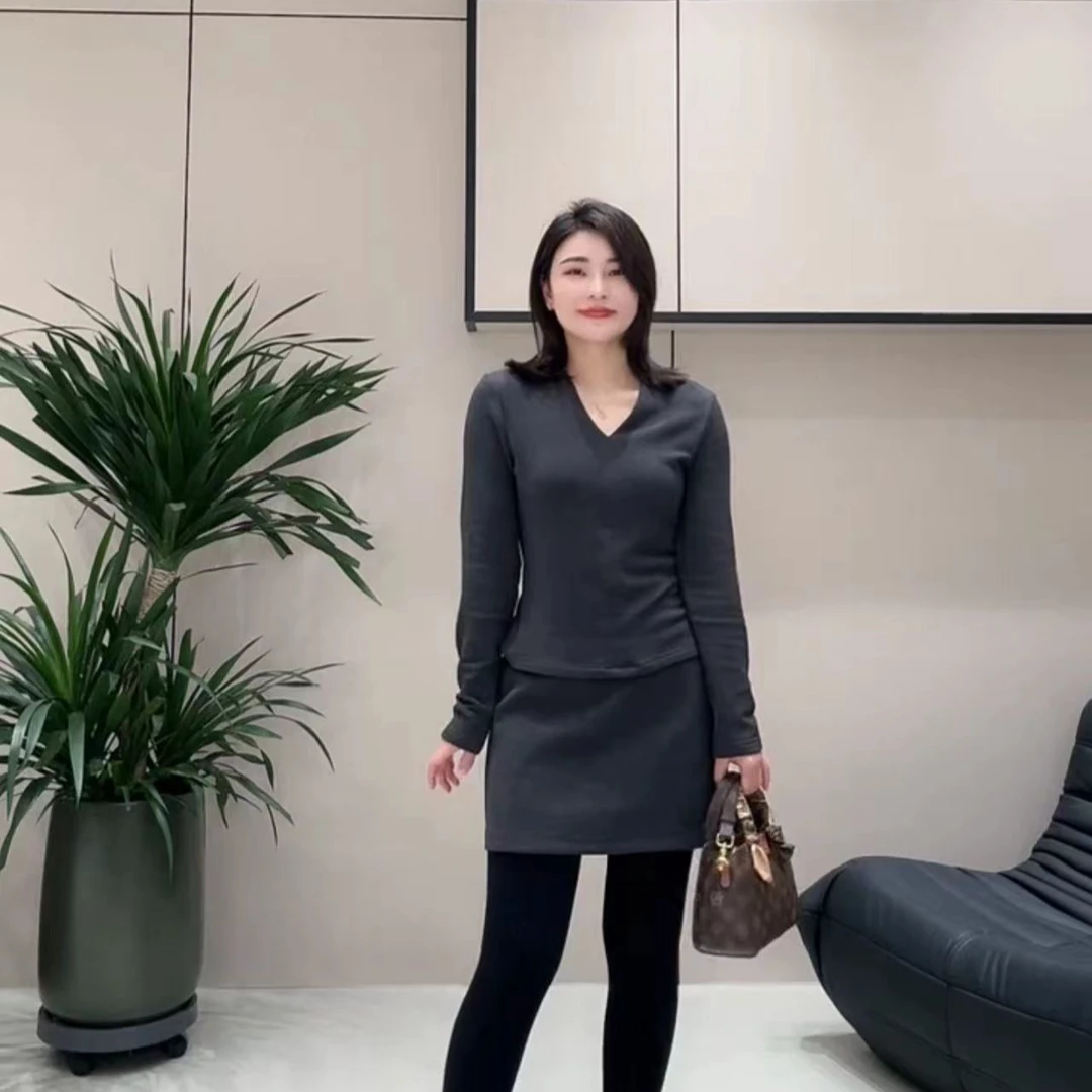 【秋季新款】V领显瘦加绒基础打底衫618