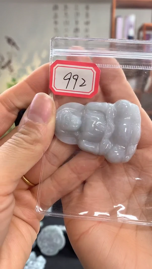 【闪购商品】翡翠颈饰未镶嵌观音992