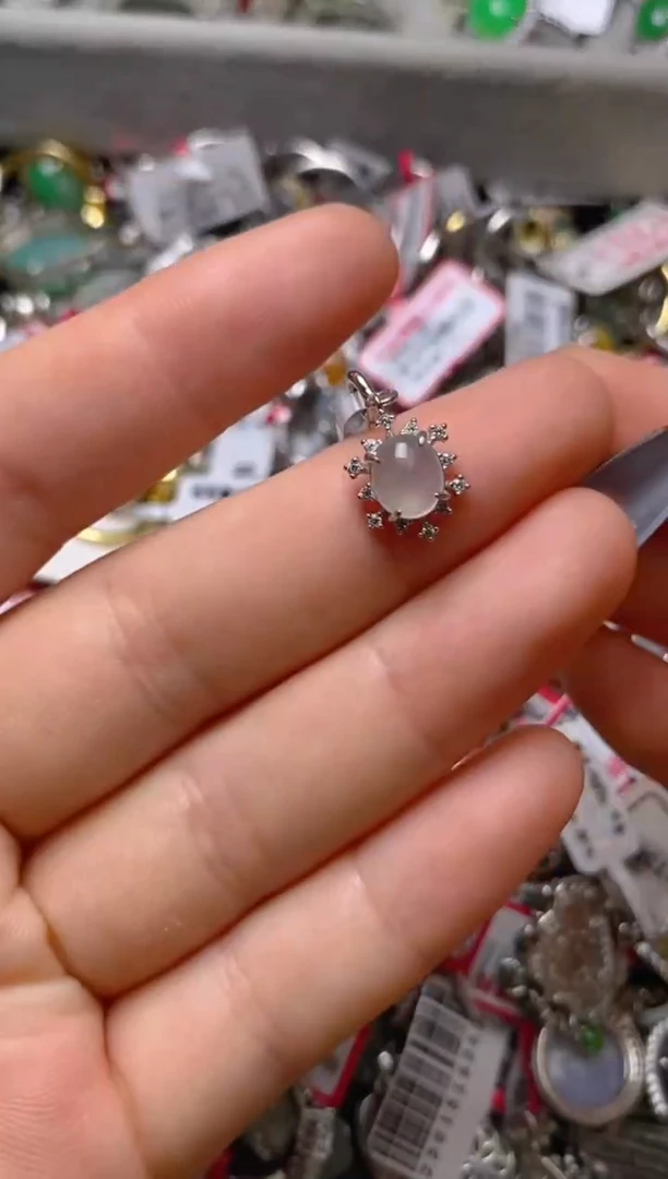 银S925镶嵌戒指翡翠百内无证书