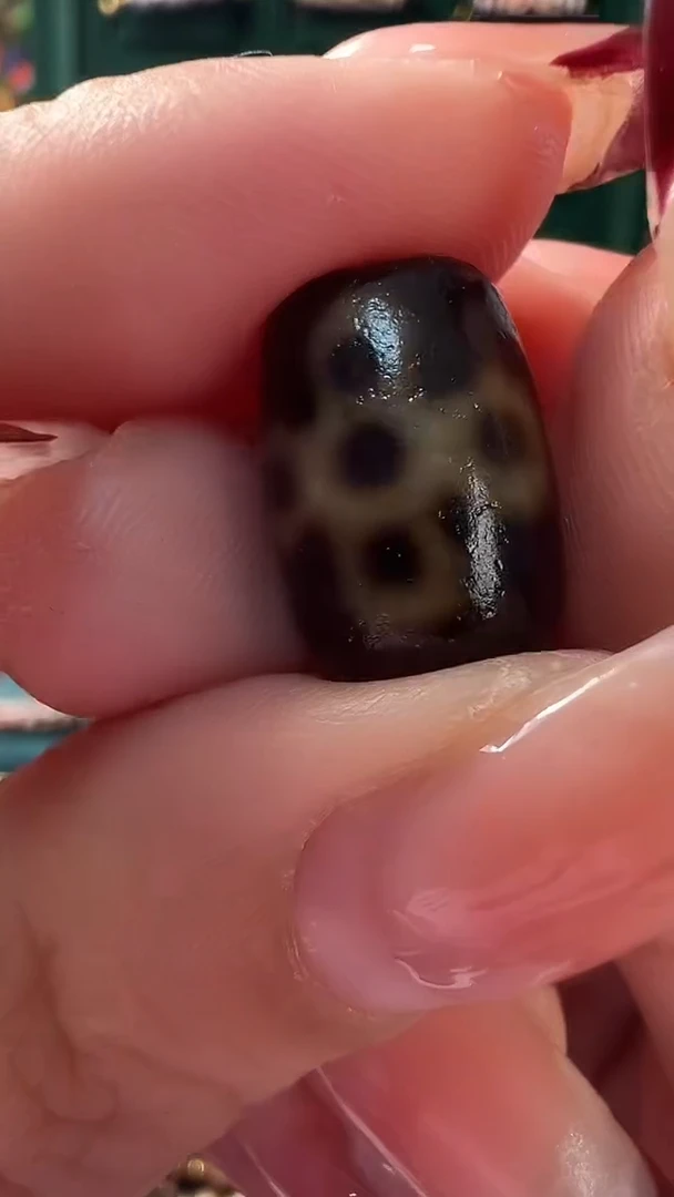 玛瑙/玉髓颈饰未镶嵌60.（微瑕）