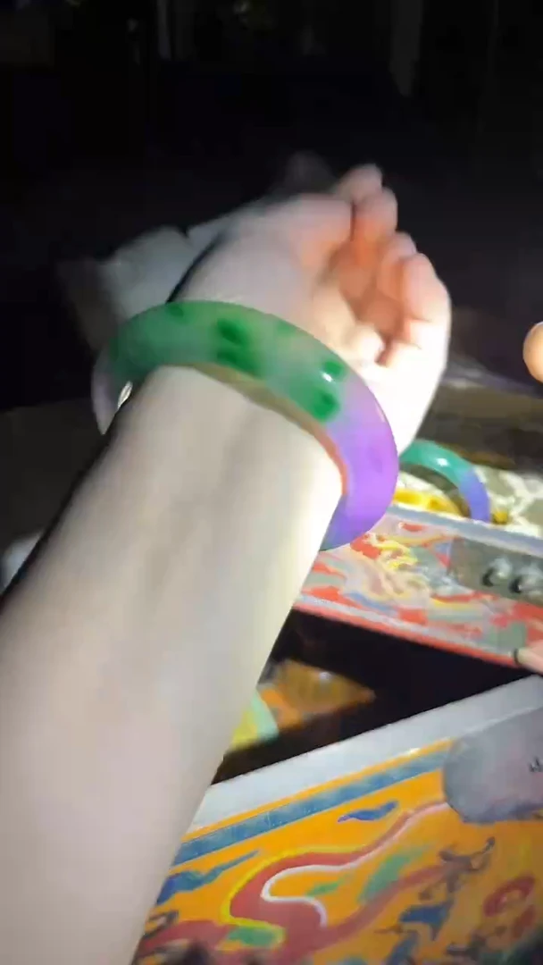 和田玉手镯未镶嵌双色手镯.1只.紫绿.扁