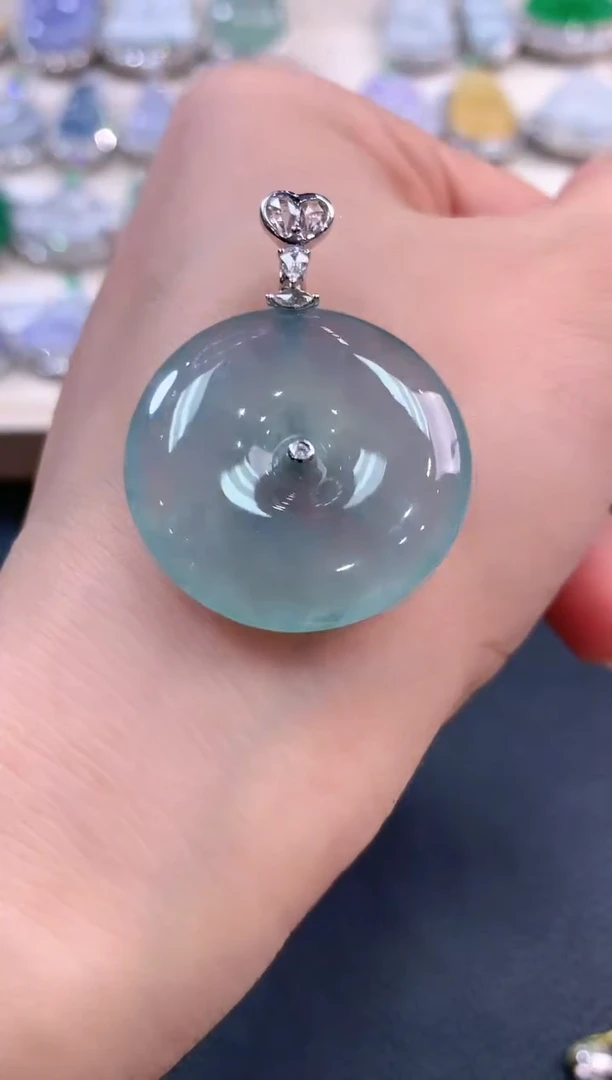 【闪购商品】翡翠吊坠(不含链)18K金镶嵌n42 多样性一件发货