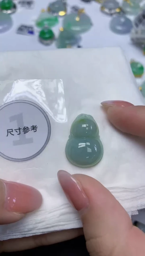 颈饰未镶嵌翡翠天然缅甸翡翠A货百元以上9元证书费自理