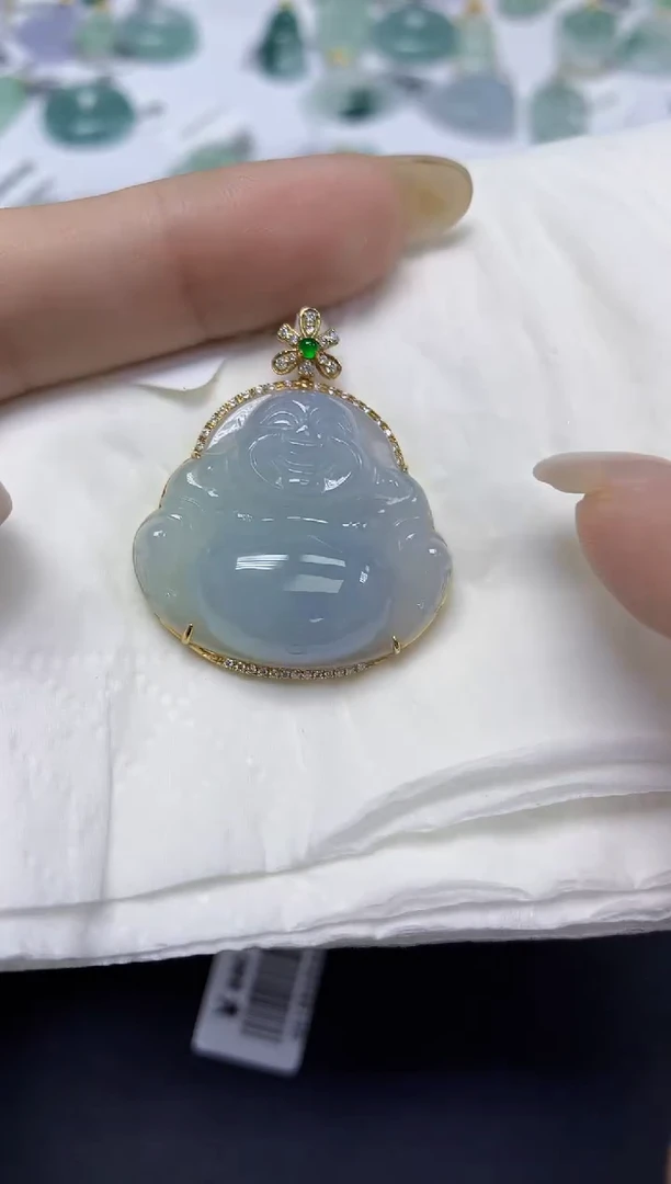 翡翠18K金镶嵌颈饰天然缅甸翡翠A货