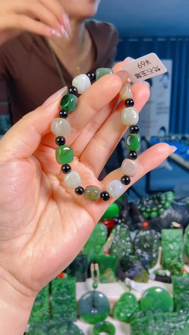 和田玉未镶嵌挂件1