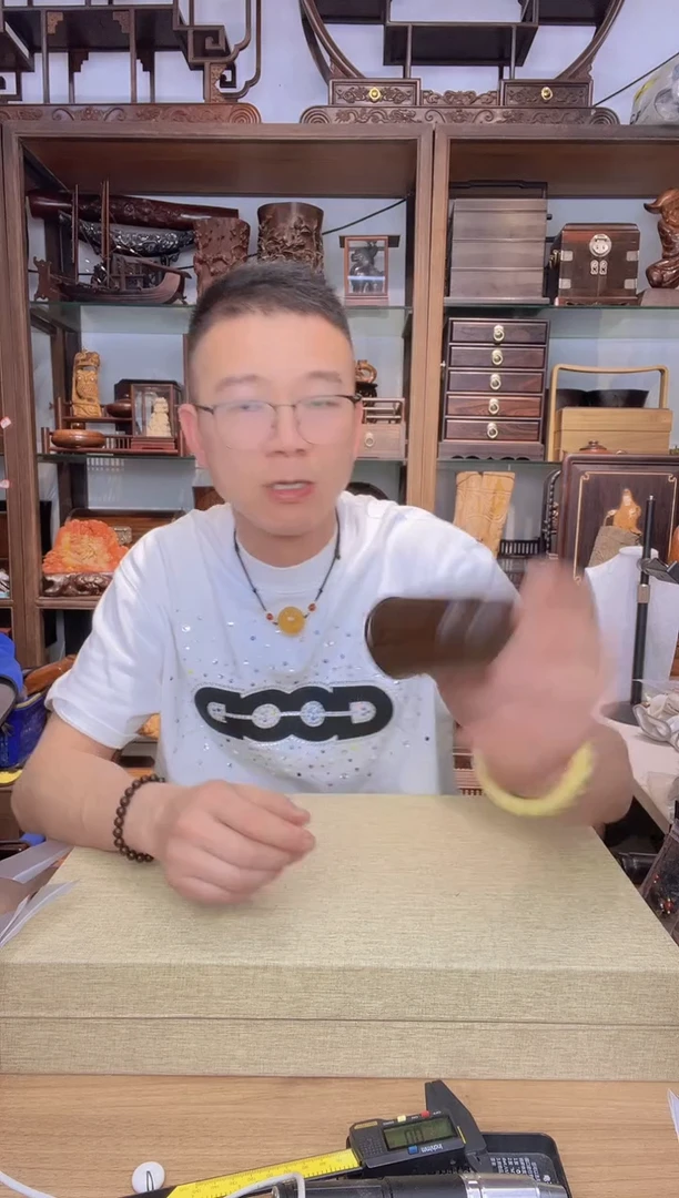 乌木类书架308牙签罐  瑕疵