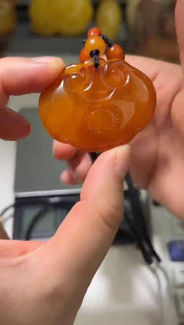 裸石琥珀未镶嵌琥珀蜜蜡吊坠