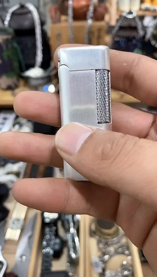 瓷片闪购商品  如图所示