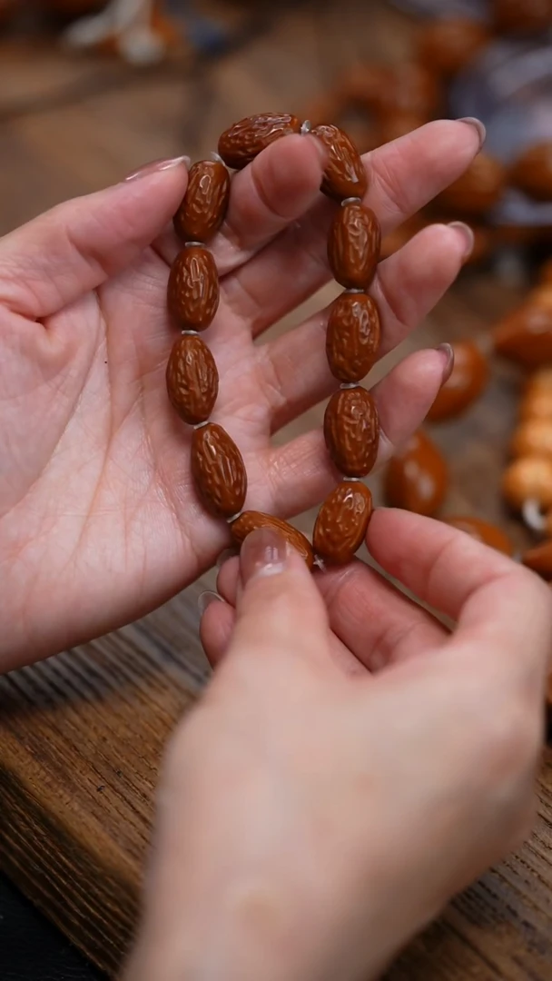 手串/手链橄榄核11mm 小枣 雕刻