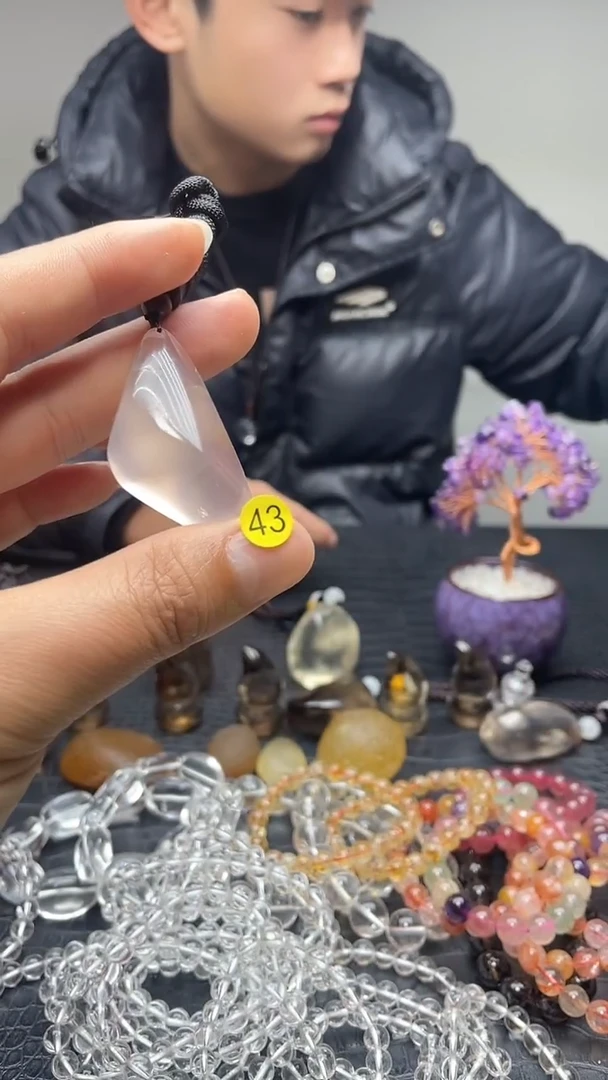 未镶嵌珠宝半成品水晶43
