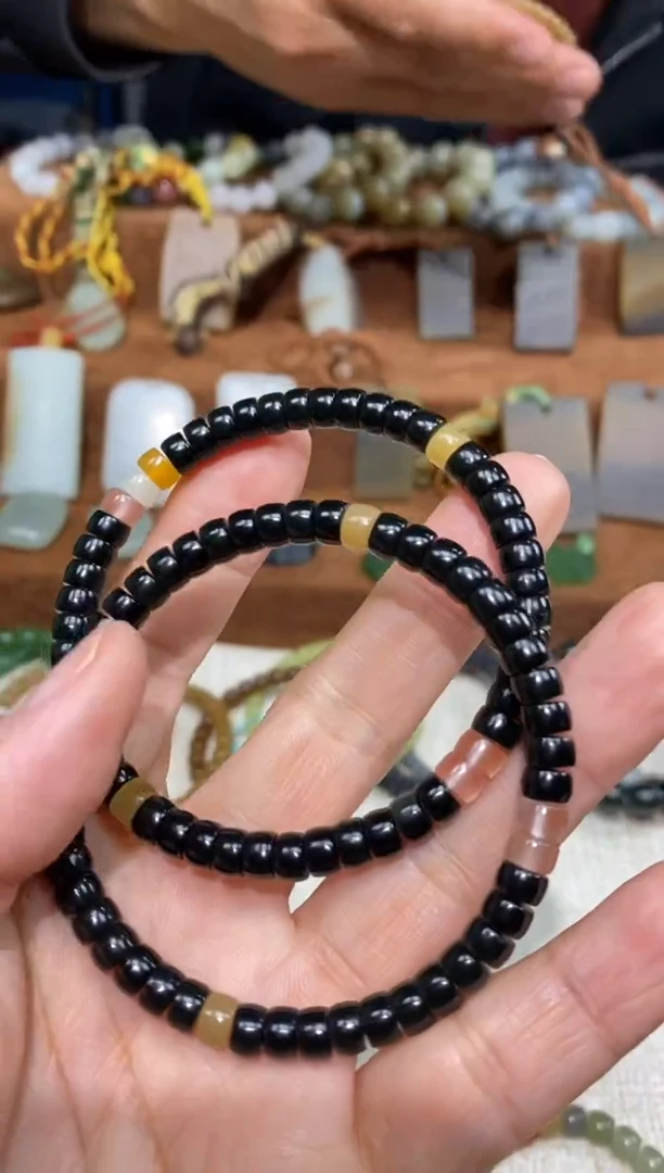 【闪购商品】和田玉手链未镶嵌颜色多样性发货拍一发一