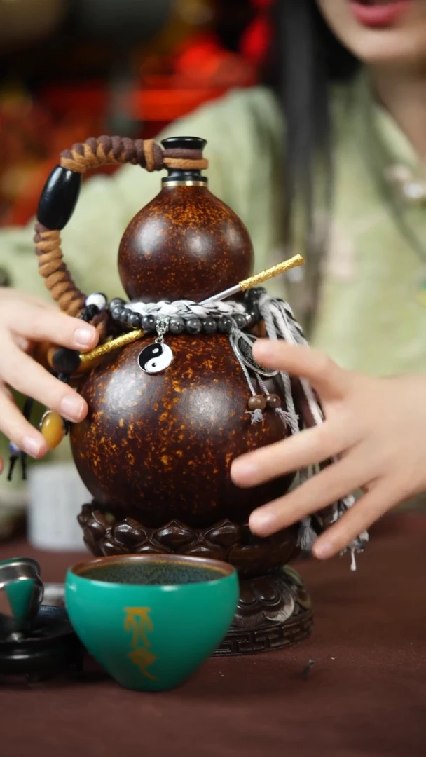 【闪购商品】773号800ml左右的非遗漆器酒葫芦