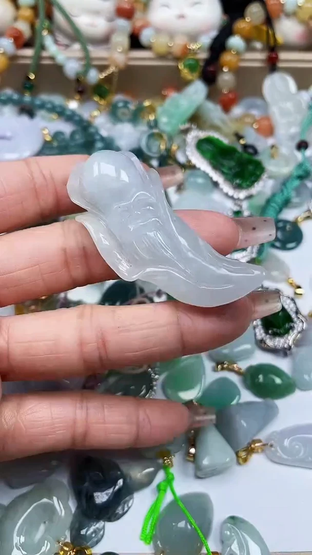 【闪购商品】翡翠颈饰未镶嵌闪购000126