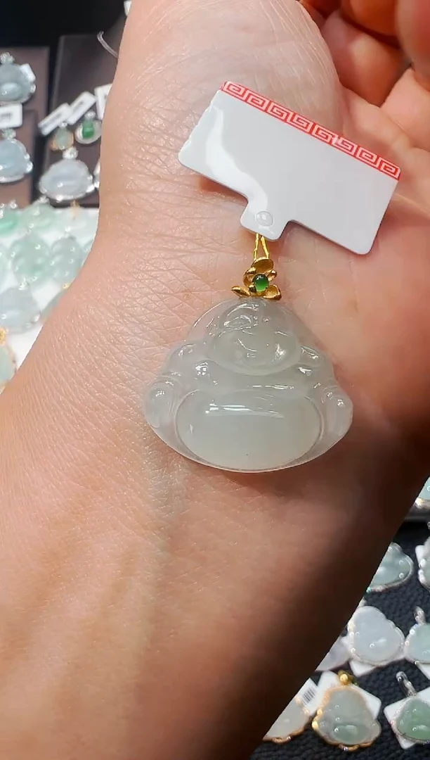 吊坠(不含链)18K金镶嵌翡翠佛公吊坠