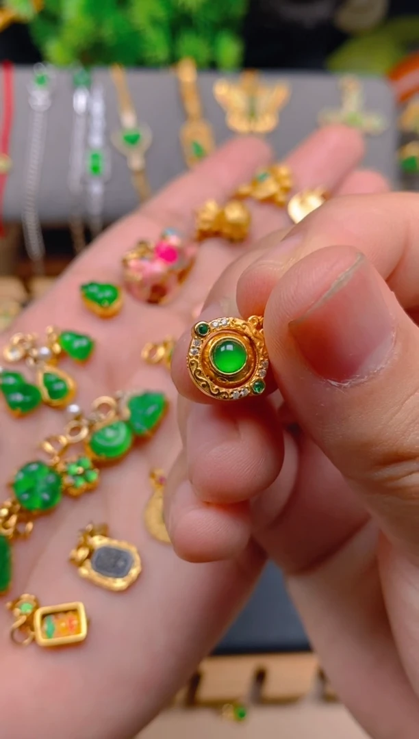 吊坠(不含链)银S925镶嵌翡翠小提溜