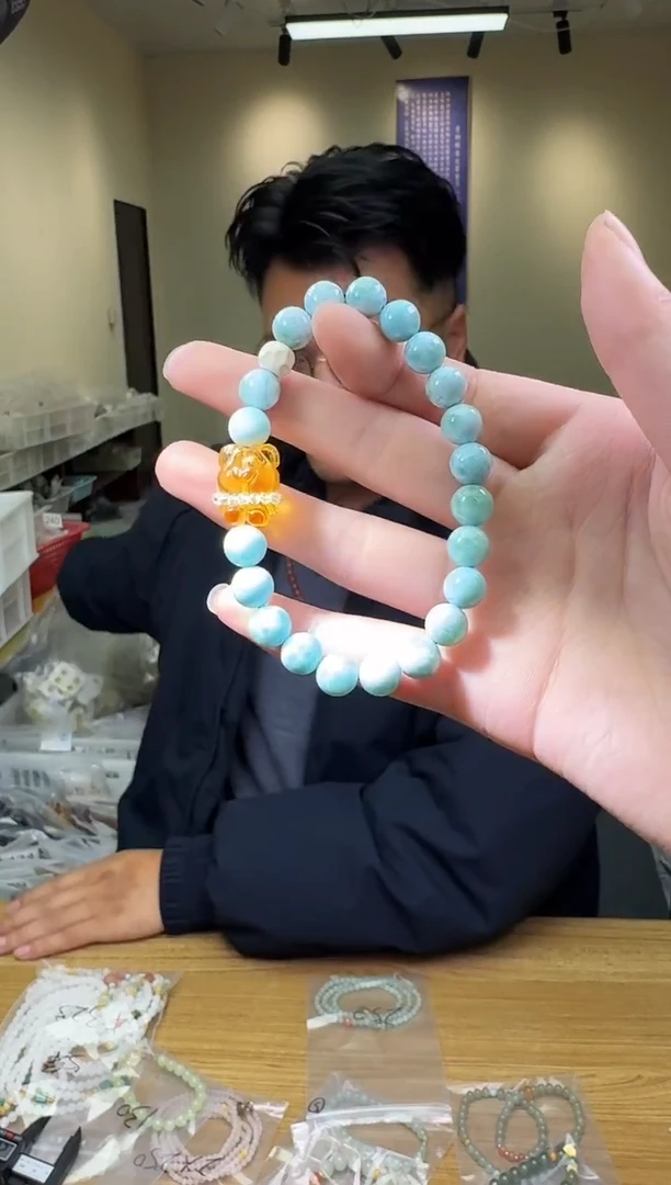 未镶嵌针钠钙石（海纹石）手链多样性发一件 466