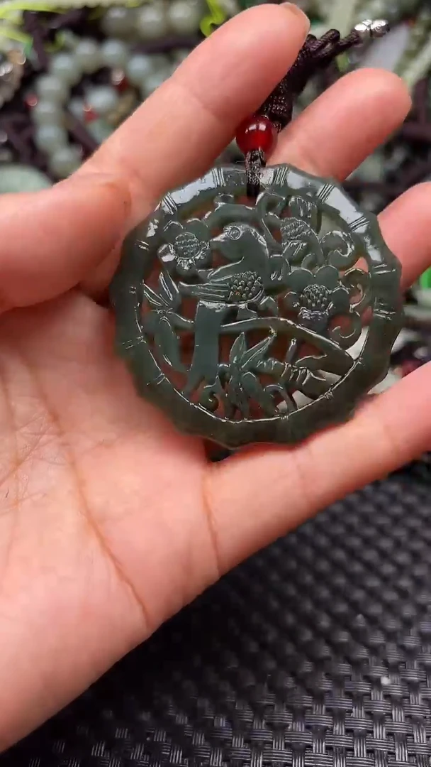 【闪购商品】和田玉颈饰未镶嵌.