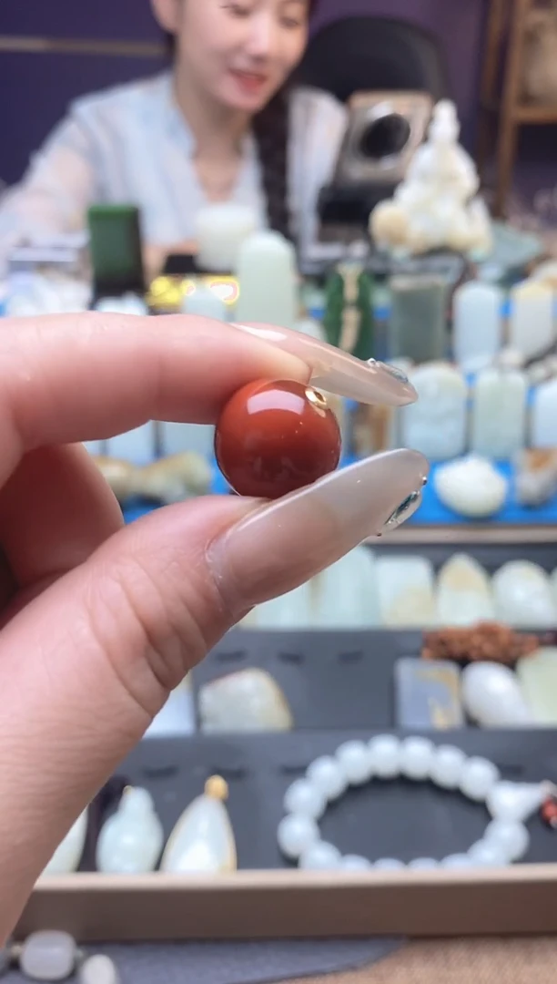 南红玛瑙18K金镶嵌颈饰16