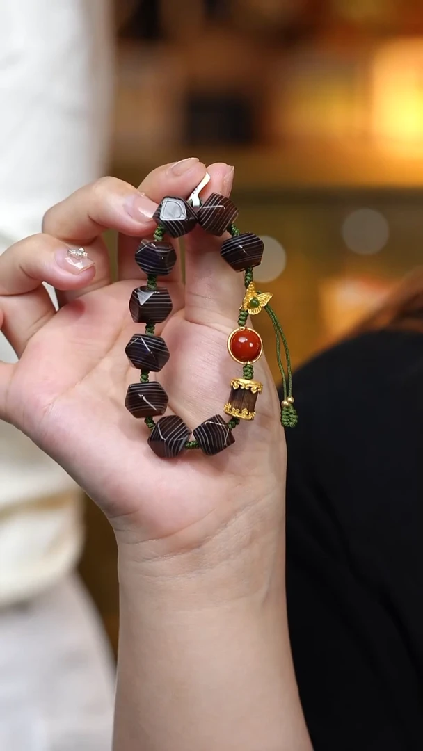 玛瑙/玉髓（覆膜）颈饰未镶嵌多宝项链多样性发其一